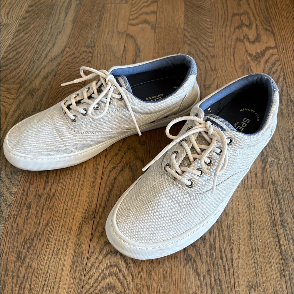 SPERRY TOPSIDERS | Casual Canvas Men's Shoes in Light khaki.